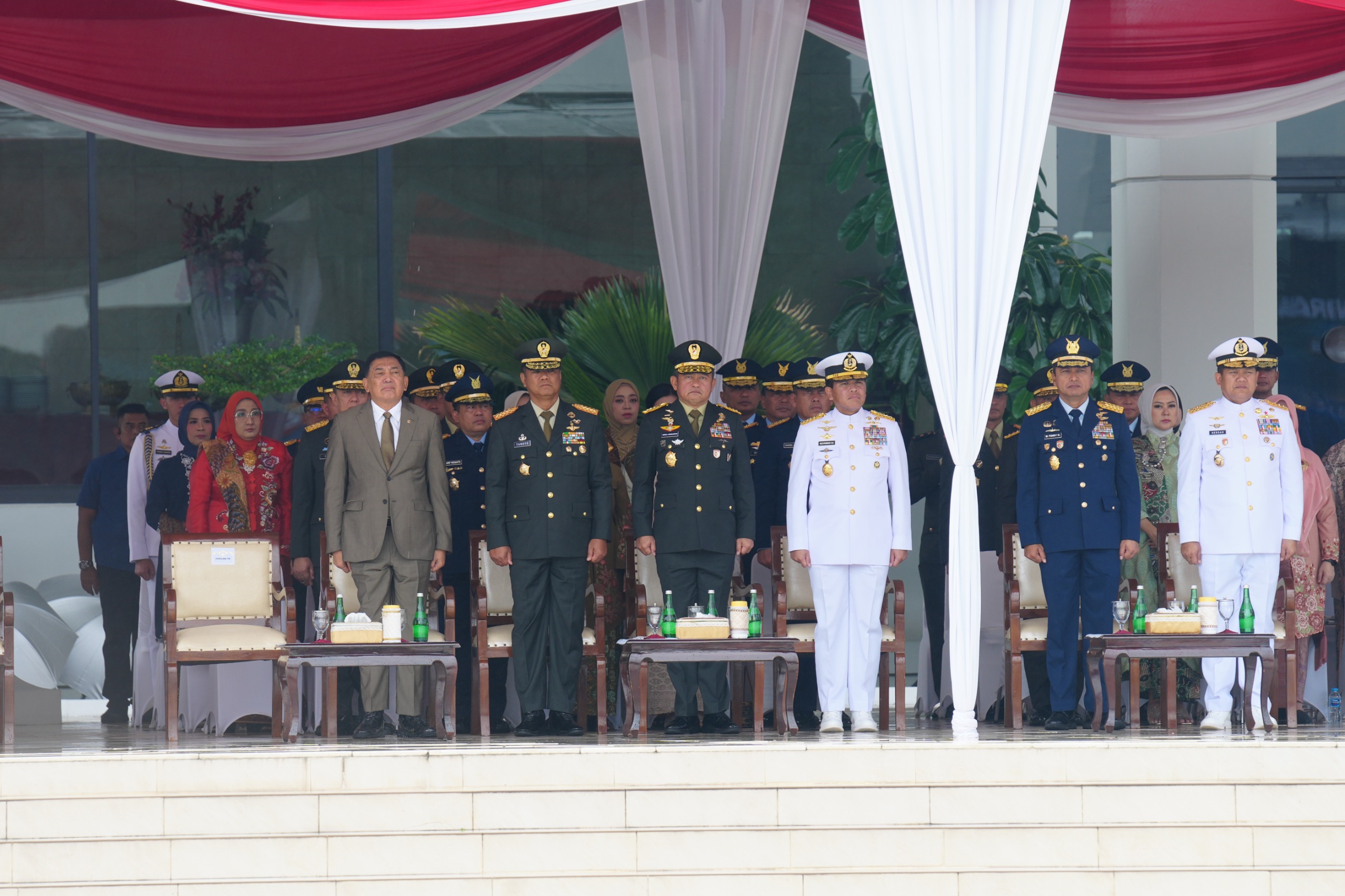 Kepala Staf Angkatan Darat (Kasad) Jenderal TNI Maruli Simanjuntak, M.Sc., menghadiri Upacara Prasetya Perwira (Praspa) Perwira Prajurit Karier. (BeritaNasional/Elvis/HO Dispenad)
