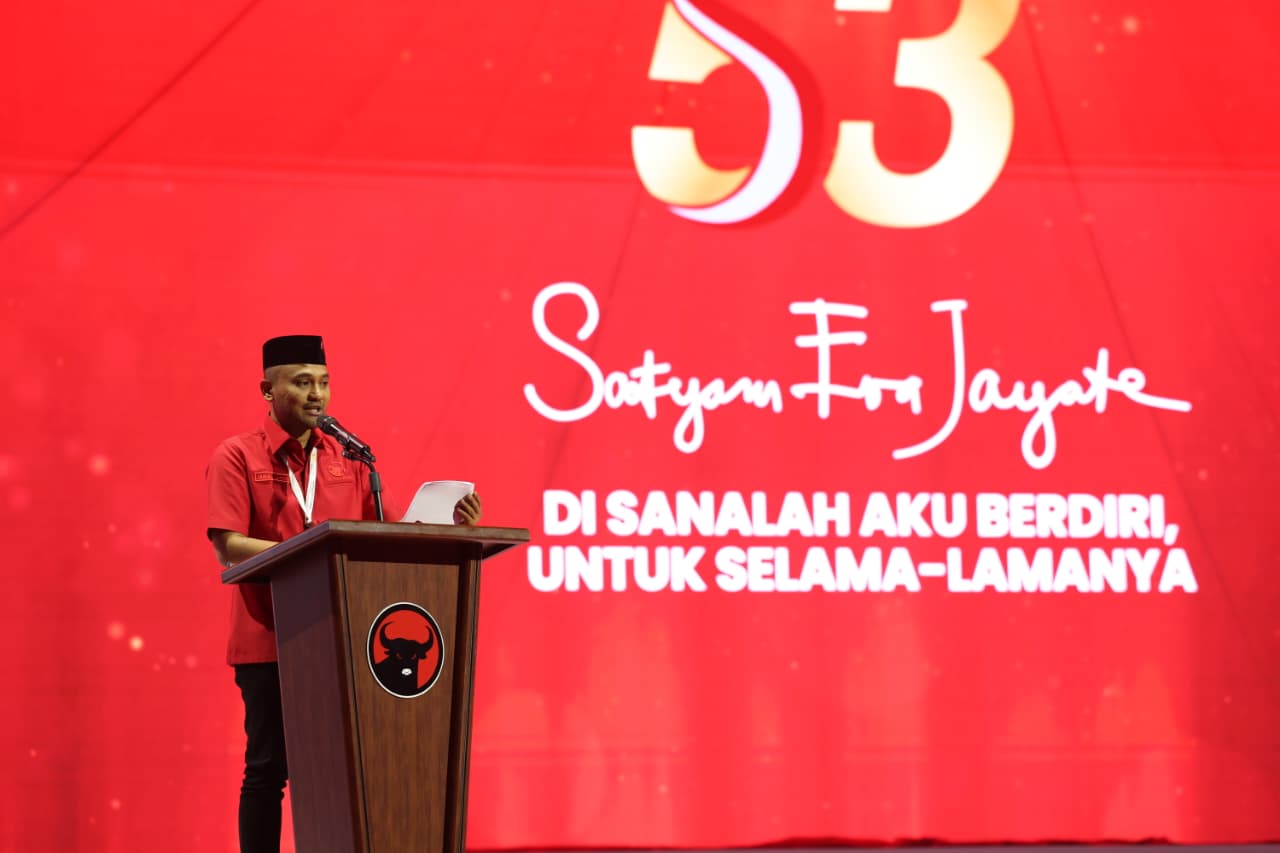 Ketua DPD PDIP Aceh Jamaluddin Idham saat membacakan rekomendasi Rakernas PDIP di Ancol, Jakarta. (Foto/Dok PDIP)