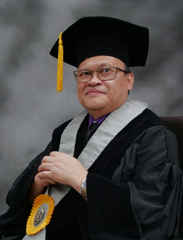 Jadi tersangka korupsi PJUTS, eks Irjen Kementerian ESDM Akhmad Syakhroza belum ditahan. (BeritaNasional/FEB UI)