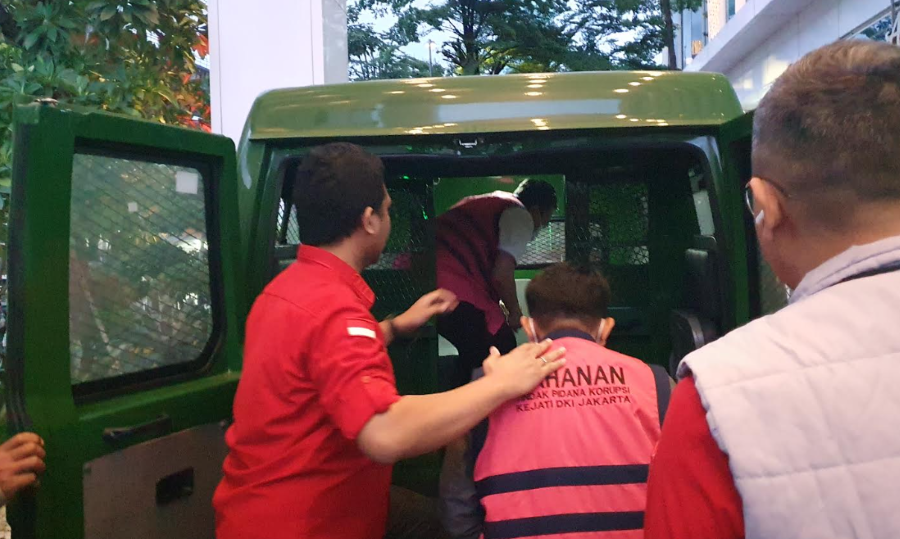 Kejati Jakarta tetapkan 4 eks pejabat LPEI dalam kasus pembiayaan ekspor. (BeritaNasional/Bachtiarudin Alam)