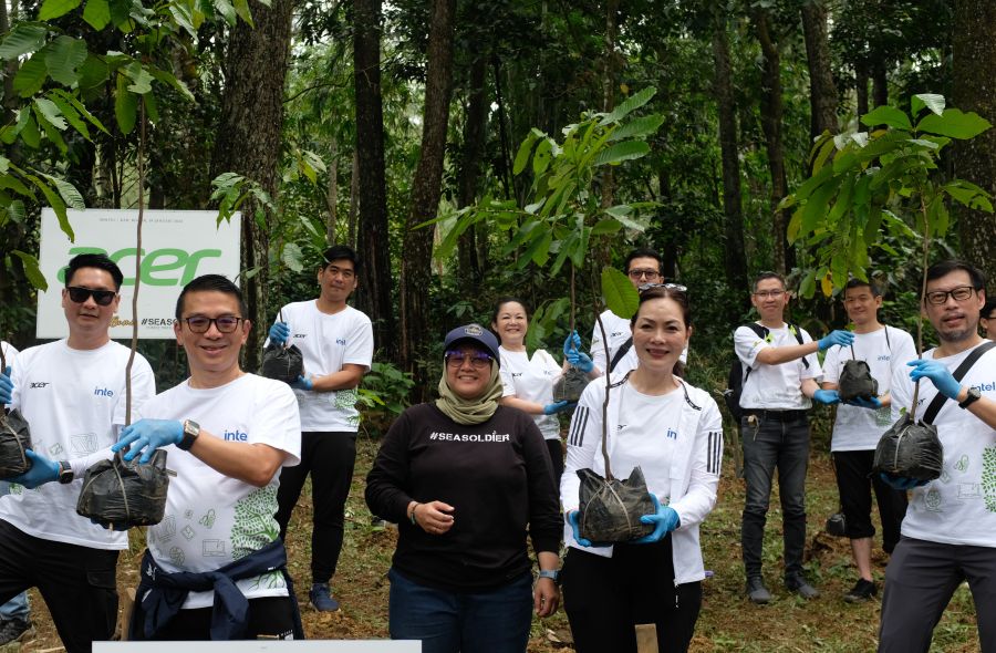 Acer Indonesia dorong keberlanjutan dengan aksi kelola e-Waste dan penanaman pohon. (Foto/doc. Acer)