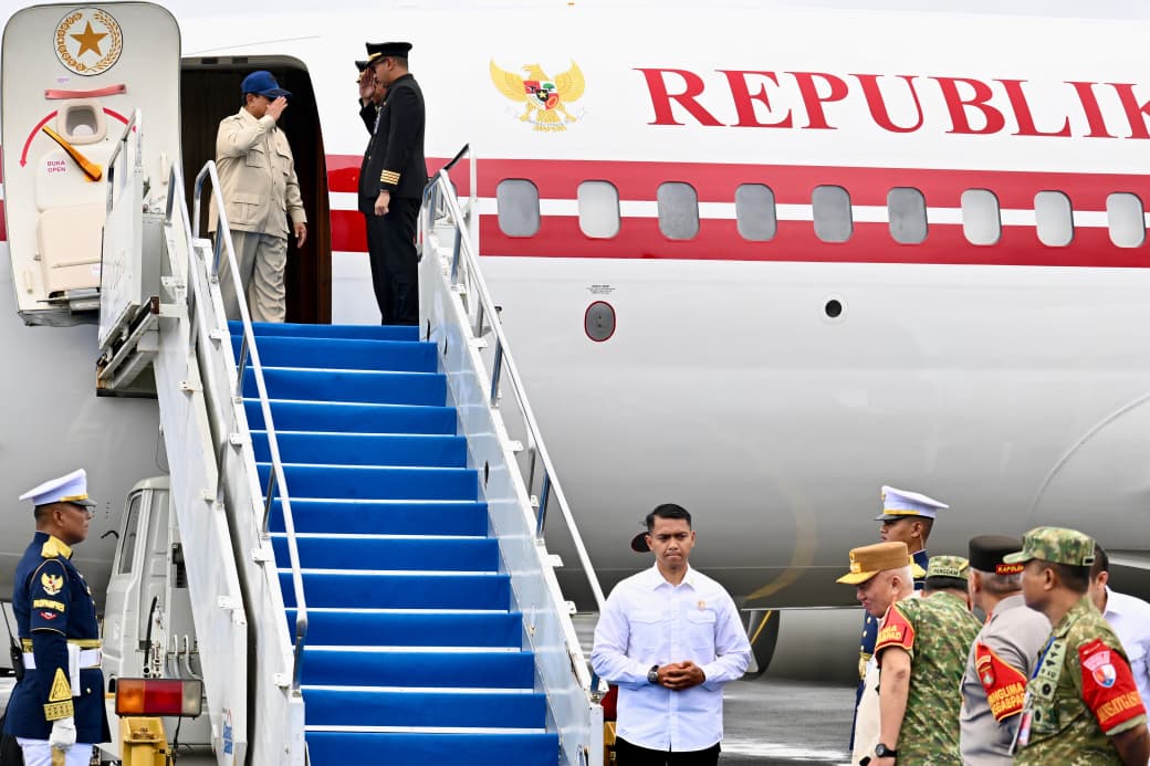 Presiden Prabowo tiba di Banjarbaru, Kalsel, Senin (12/1/2026) untuk peresmian 166 Sekolah Rakyat. (BeritaNasional/BPMI Setpres).