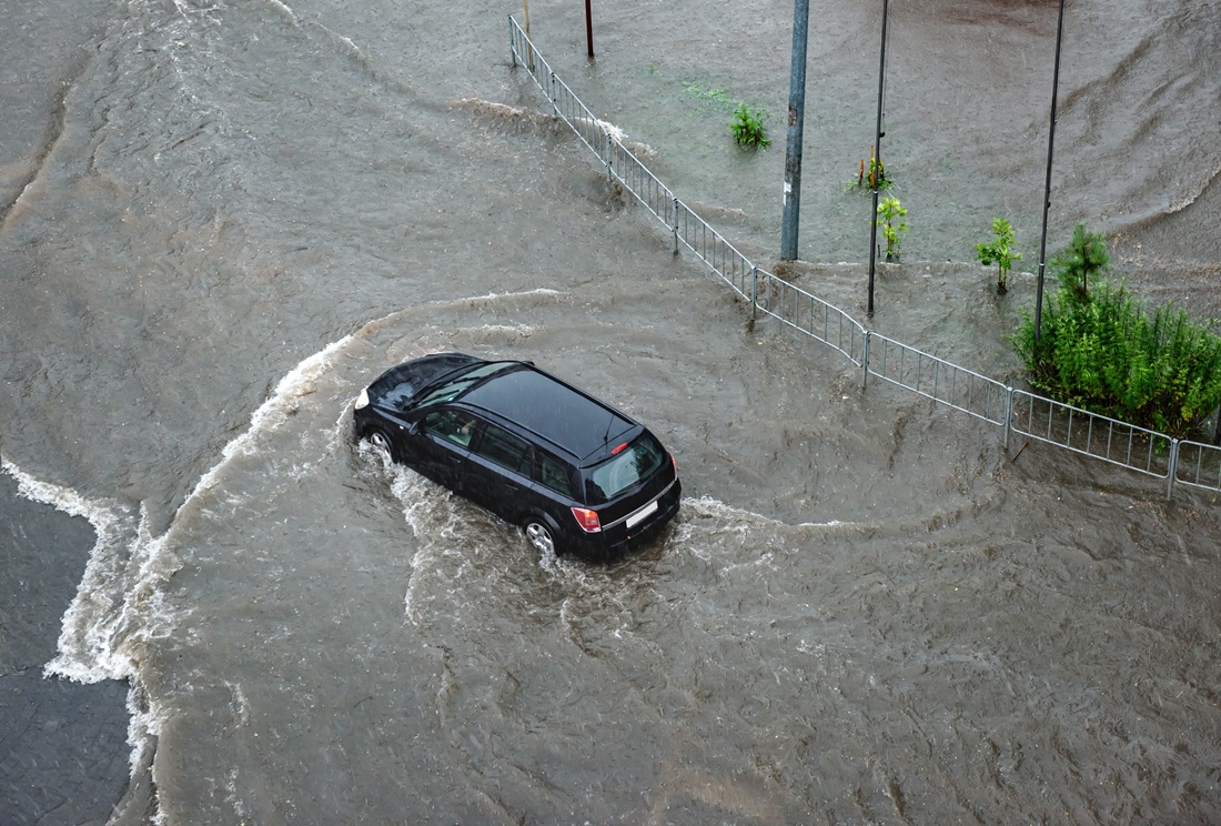 Tips Perawatan Agar Tetap Aman dan Nyaman Usai Melewati Banjir. (Foto/Freepik)