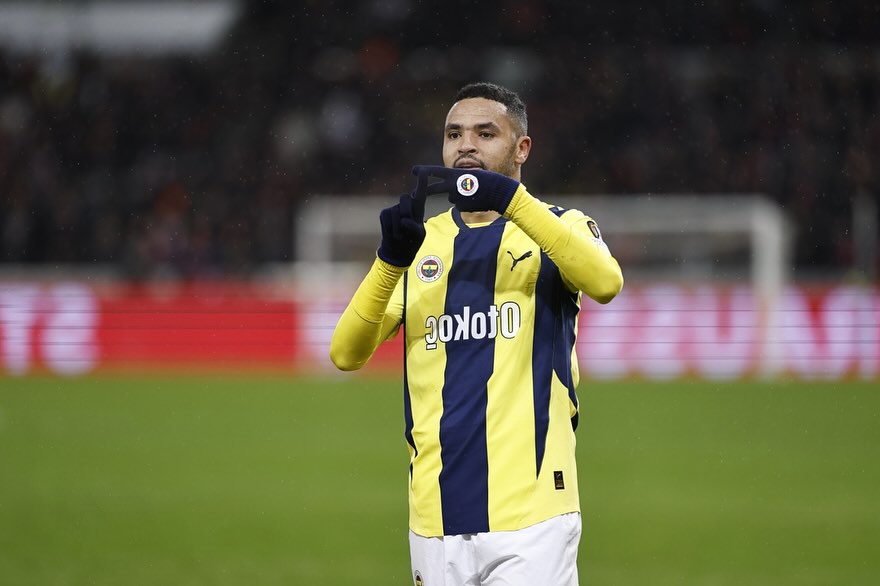 Penggawa Fenerbahce Youssef En Nesyri. (Foto/Instagram)