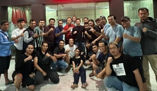 Polisi tangkap pelaku pembunuhan anak politikus PKS (tengah) di Cilegon, ini tampangnya! (BeritaNasional/Polda Banten)