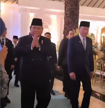 Presiden Prabowo dan Jokowi menjadi saksi nikah Agung Surahman. (BeritaNasional/Instagram Mood Hits Official)