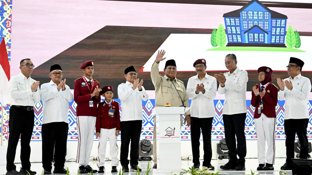 Presiden Prabowo Subianto saat peresmian Sekolah Rakyat di Kalsel. (Foto/BPMI)