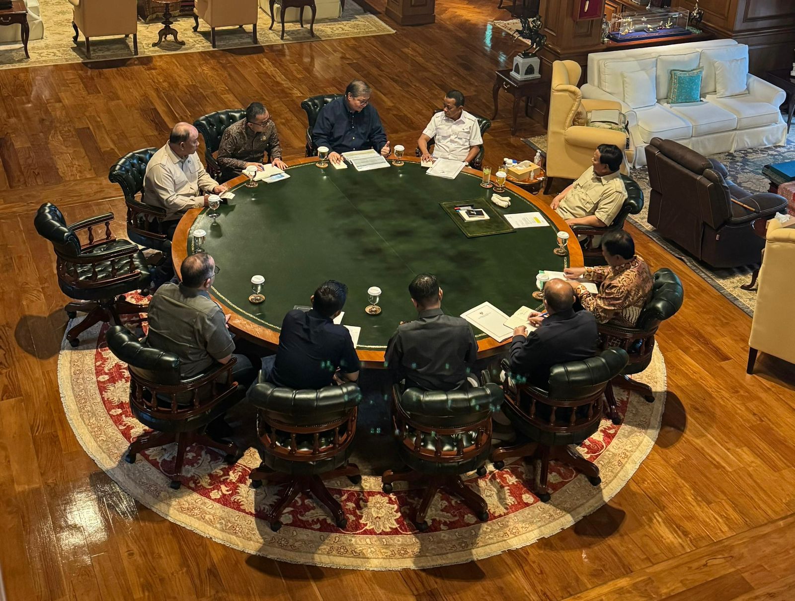 Presiden Prabowo Gelar Rapat Terbatas di Hambalang, Bahas Penguatan Industri dan Hilirisasi. (Foto/istimewa)