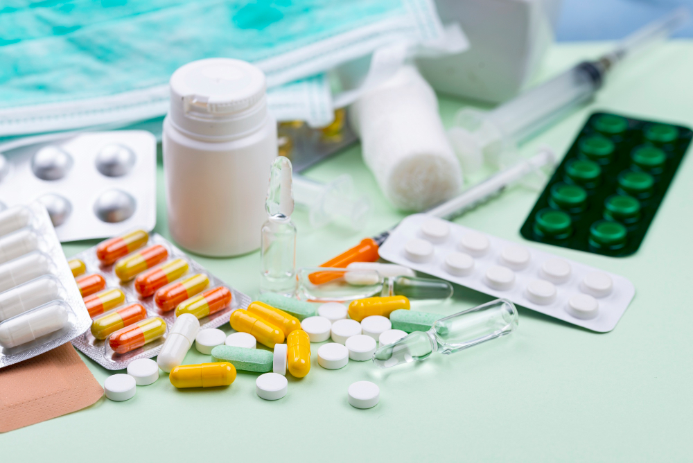Ilustrasi stok obat-obatan. (Foto/Freepik)
