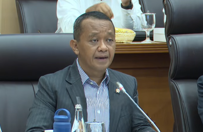 Menteri ESDM Bahlil Lahadalia dalam Raker Komisi XII DPR. (BeritaNasional/YouTube TVR Parlemen)