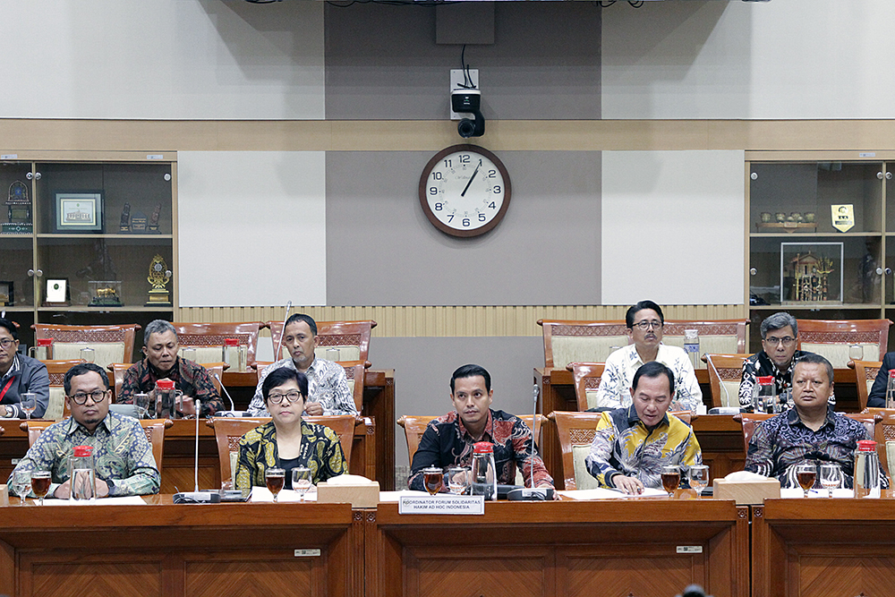 Rapat Dengar Pendapat Umum (RDPU) dengan Komisi III DPR bersama  Forum Solidaritas Hakim Ad Hoc Indonesia. (BeritaNasional/Elvis Sendouw)