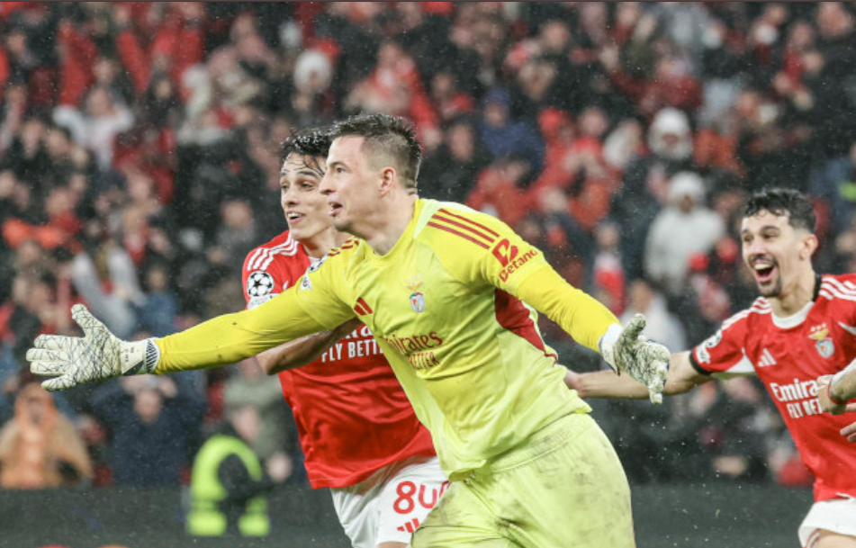 Kiper Benfica Anatoliy Trubin mencetak gol ke gawang Real Madrid dari tendangan bebas menit ke-98. (Foto/doc. Benfica)