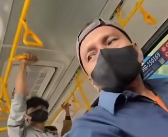 Wajah terduga pelaku pelecehan di dalam bus Transjakarta. (Foto/Istimewa)