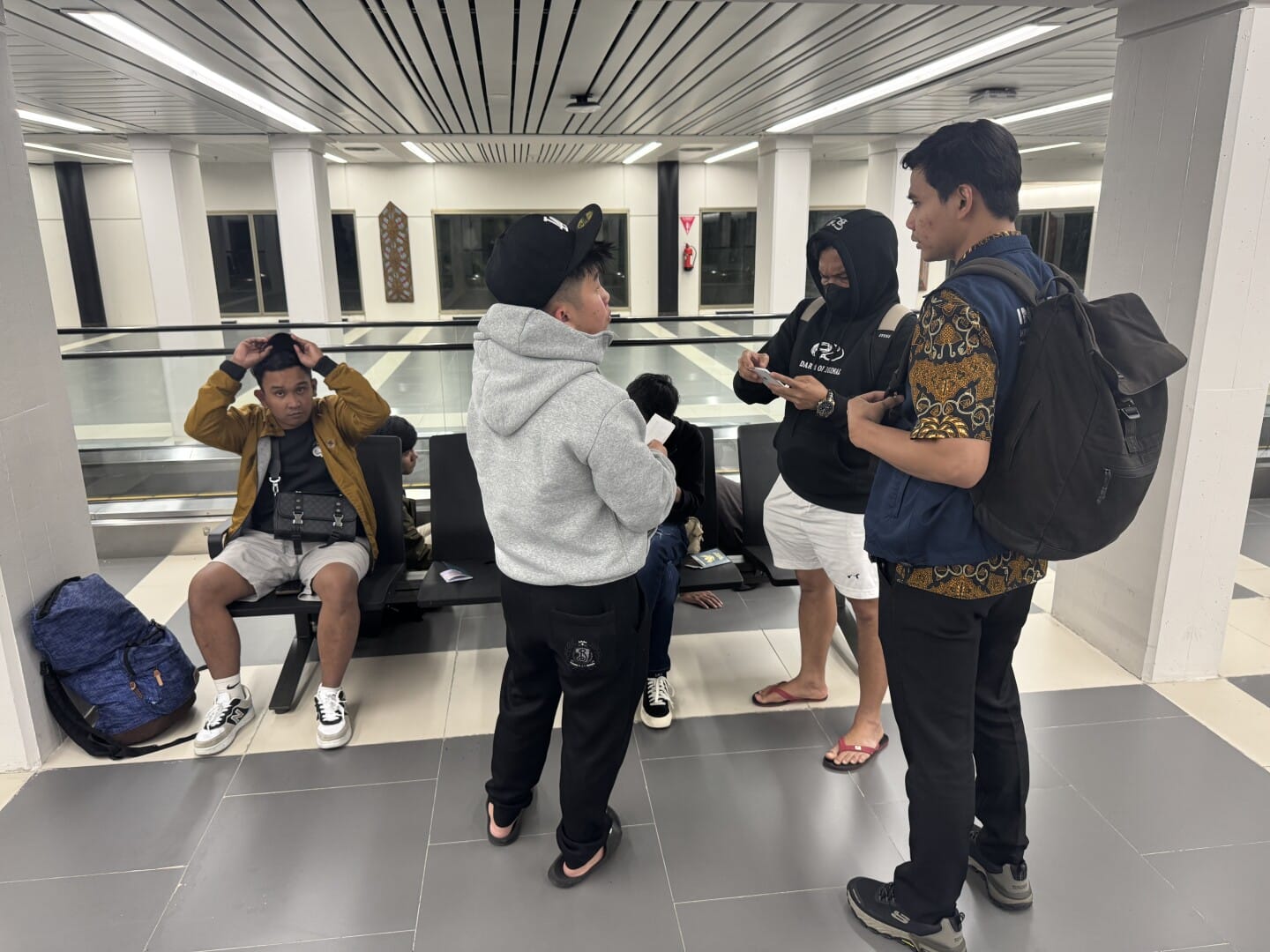 Sebagian WNI yang sudah dipulangkan dari Kamboja (BeritaNasional/dok Kemenlu)