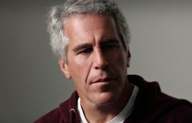 Pelaku kejahatan seksual Jeffrey Epstein (Foto/Netflix)