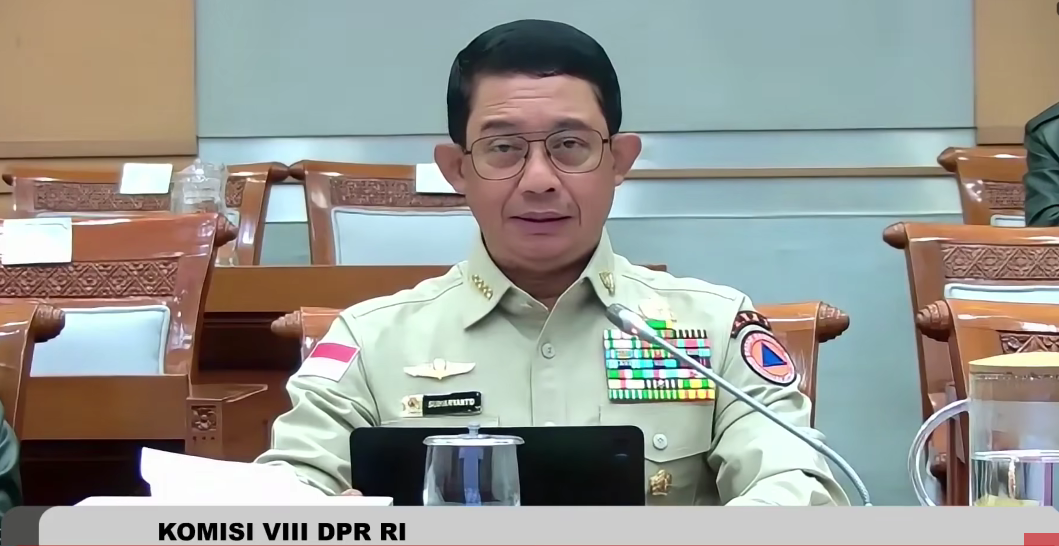 Kepala BNPB Letjen Suharyanto saat raker bersama Komisi VIII DPR. (Foto/YouTube TVR Parlemen)