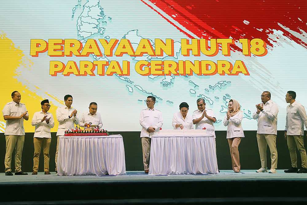 Fraksi Partai Gerinda di DPR merayakan hari ulang Tahun Partai Gerindra ke 18. (BeritaNasional/Elvis Sendouw)