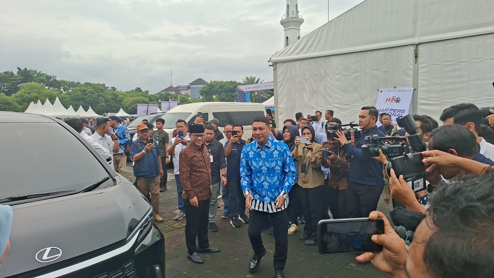 Mendes PDT Yandri Susanto hadiri HPN 2026 di Serang Banten. (BeritaNasional/Lydia)