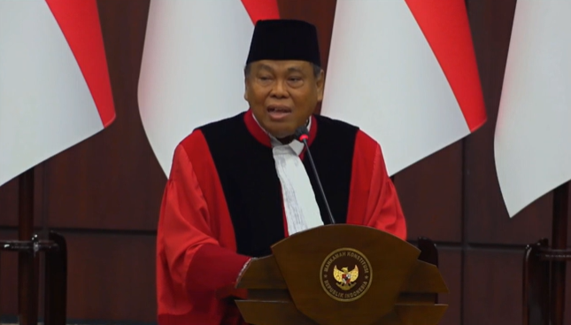 Hakim MK Arief Hidayat di acara purnabaktinya. (BeritaNasional/YouTube MKRI)