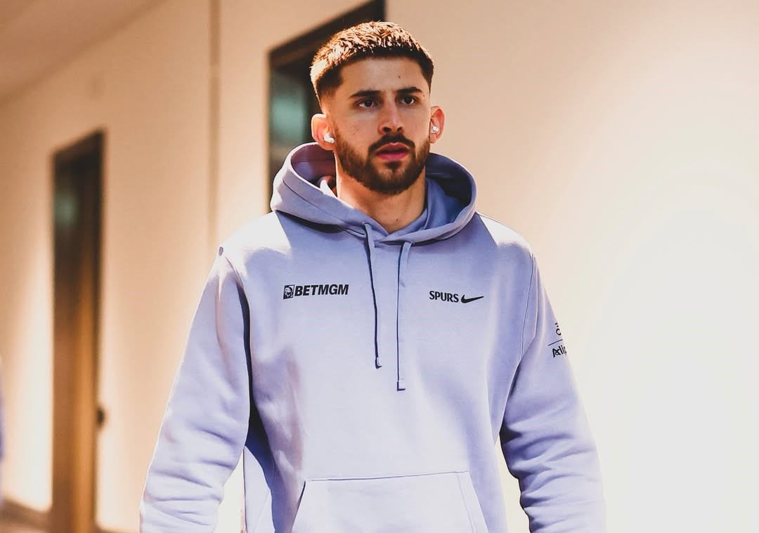 Penjaga gawang utama Tottenham Hotspur Guglielmo Vicario. (Foto/Instagram)