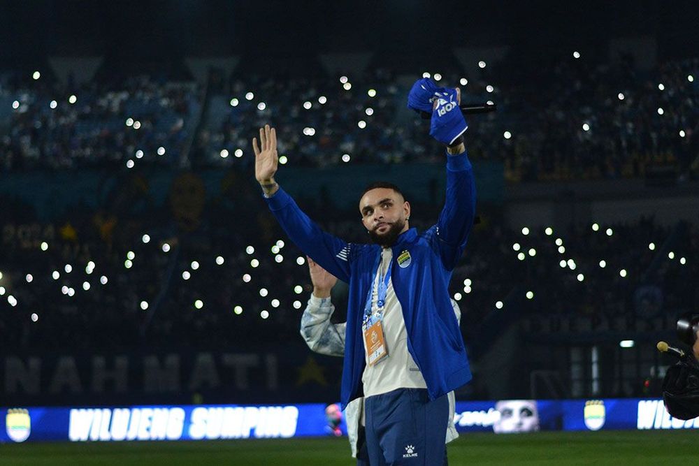 Penggawa Persib Bandung Layvin Kurzawa. (Foto/Dok Persib)