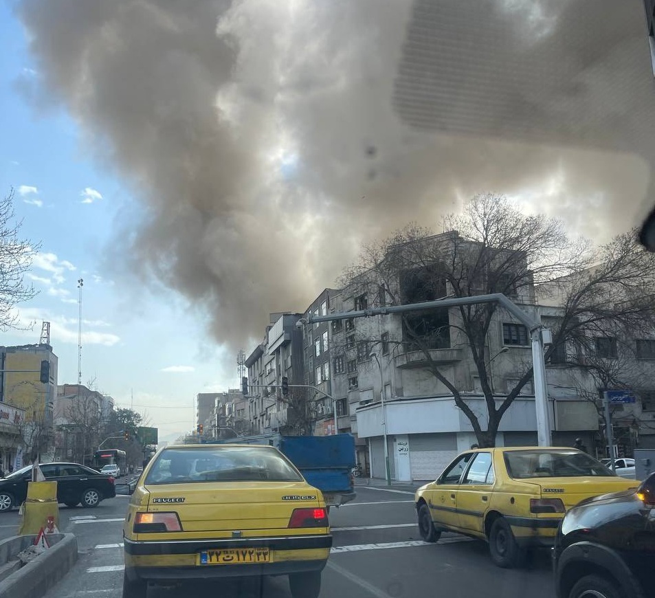 Serangan Israel ke Iran. (Foto/ X GlobeEyeNews)