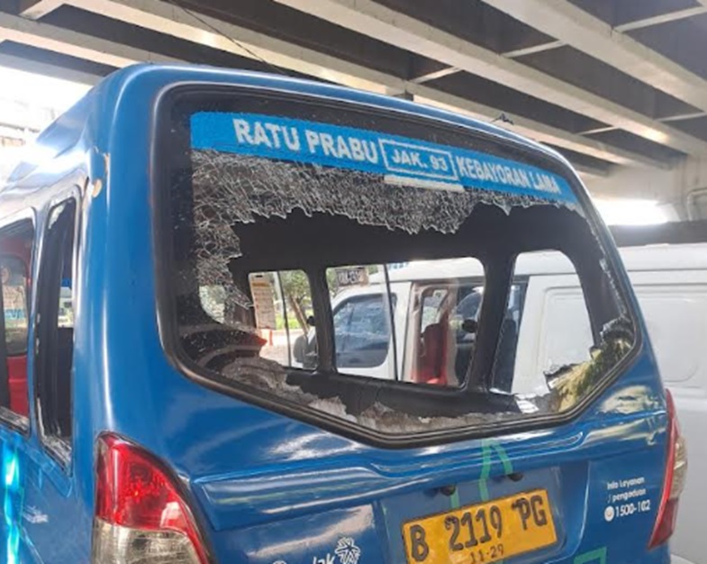Jaklingko yang mengalami kecelakaan (Beritanasional/Bachtiar)