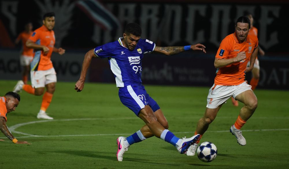 Laga Ratchaburi FC vs Persib Bandung di ACL 2. (Foto/Dok Persib)