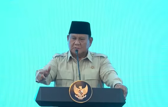 Presiden Prabowo dalam peresmian 1.179 SPPG dan 18 gudang ketahanan pangan Polri secara serentak di Polsek Palmerah, Jakarta, Jumat (13/2/2026). (BeritaNasional/YT BPMI Setprse)