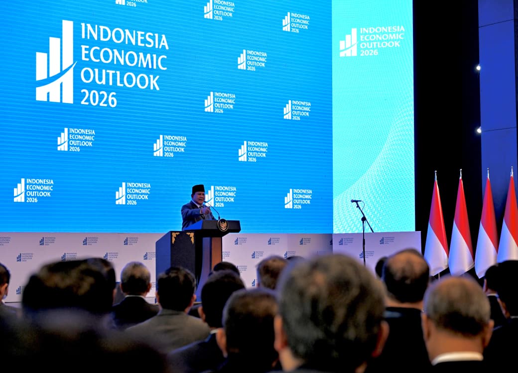 Presiden Prabowo saat berpidato dalam acara Indonesia Economic Outlook 2026. (Foto/Setpres BPMI)