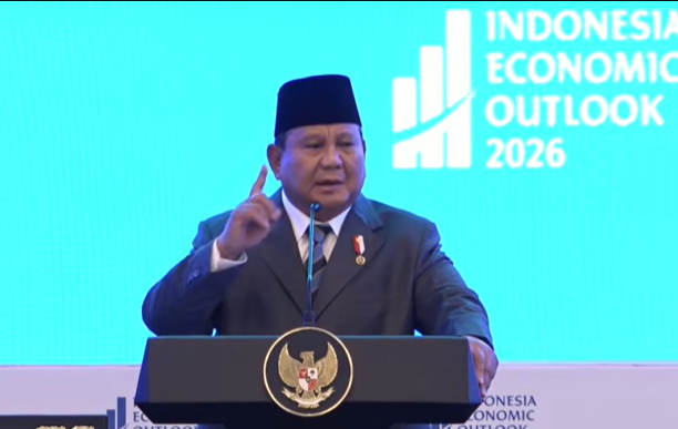 Presiden Prabowo dalam Indonesia Economic Outlook 2026 di Wisma Danantara, Jakarta, Jumat (13/2/2026). (BeritaNasional/YT BPMI Setpres)