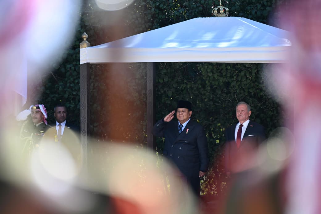 Presiden Prabowo Subianto upacara bersama Raja Abdullah II ibn Al Hussein. (BeritaNasional/Setpres)