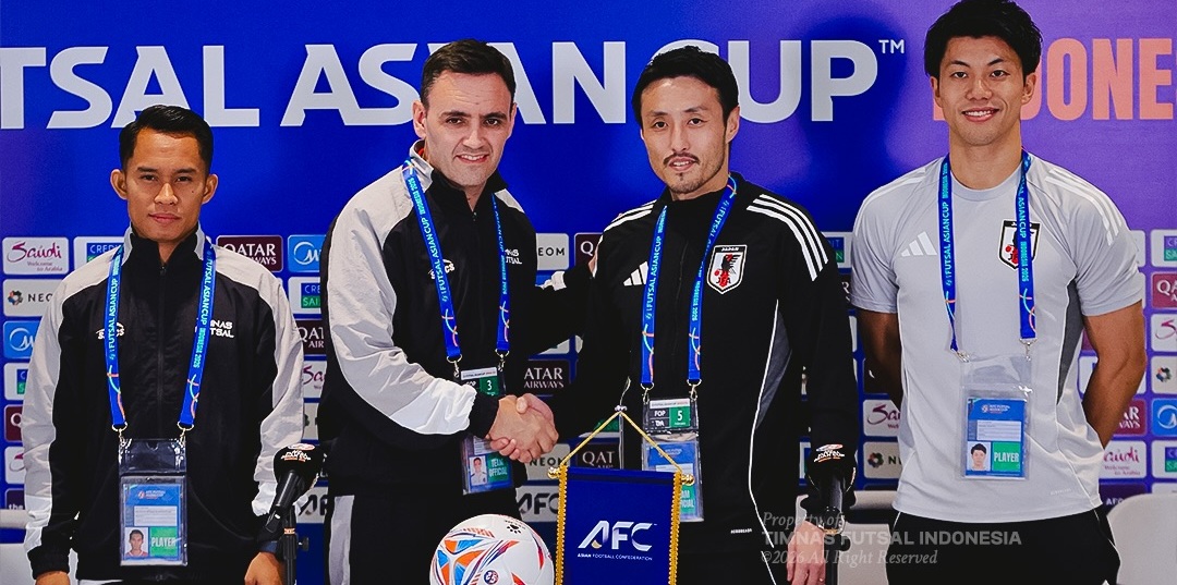 Timnas Indonesia dan Timnas Jepang dalam sesi konferensi pers. (Foto/Timnas Futsal Indonesia)