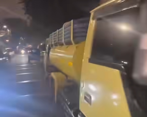 Rambu Parkir Dicabut, Truk Tinja Tak Lagi Bisa Mangkal di Tebet Barat 4. (Foto/istimewa)