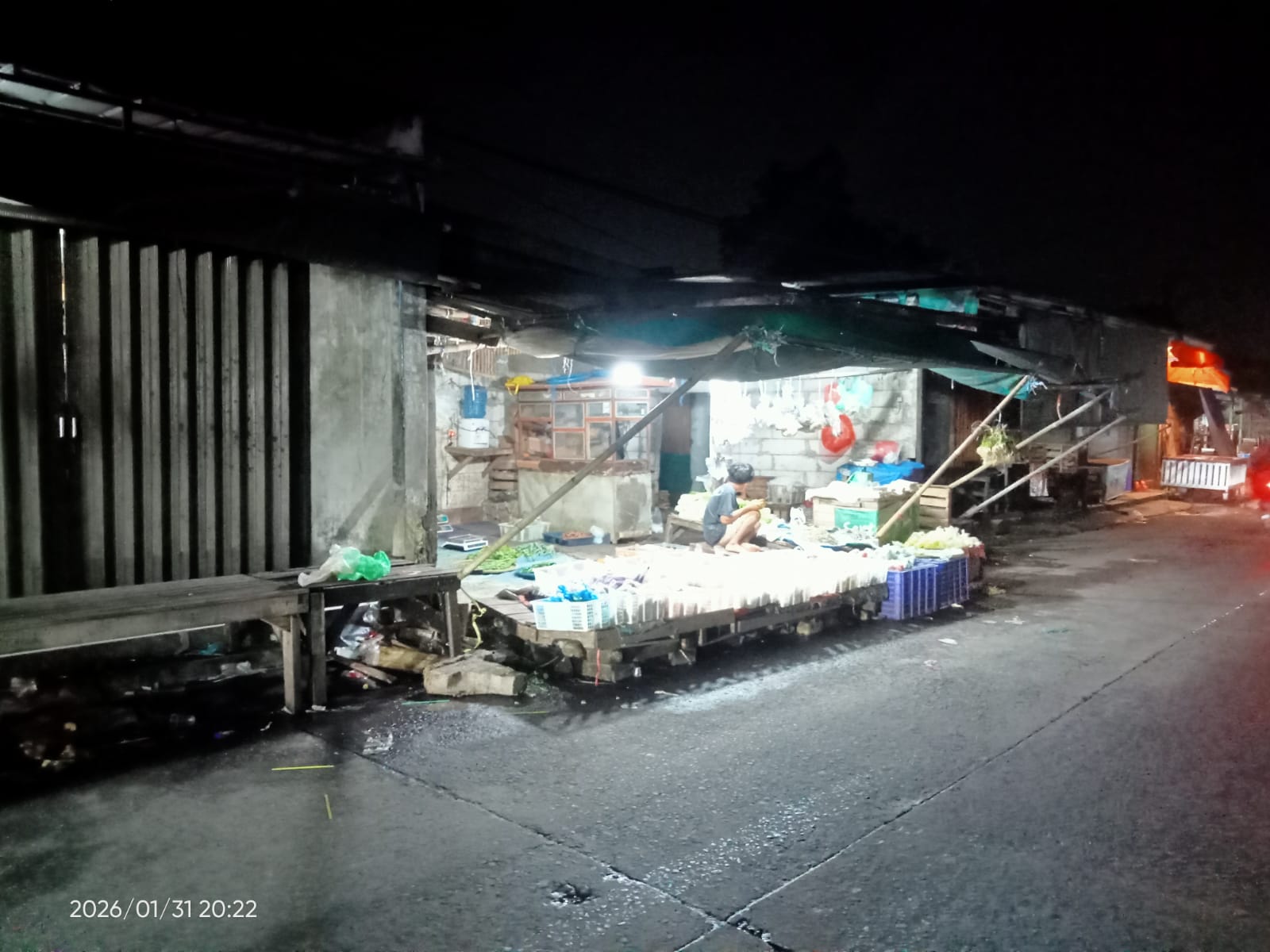 Samarkan Bisnis Obat Ilegal Lewat Dagangan Sayur, Pria di Tangerang Diciduk Polisi. (Foto/Istimewa)