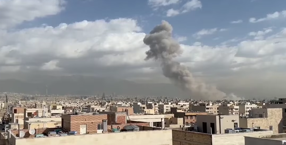 Ilustrasi serangan Israel terhadap Iran di Teheran. (Foto/YouTube ABC)