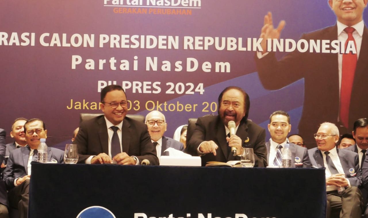 Mantan Capres 2024 Anies Baswedan (kiri) dan Ketua Umum Partai NasDem Surya Paloh (kanan). (Foto/NasDem).