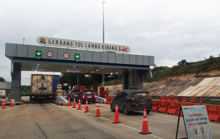 TNI AU Uji Coba Pendaratan Pesawat. (Foto/istimewa)
