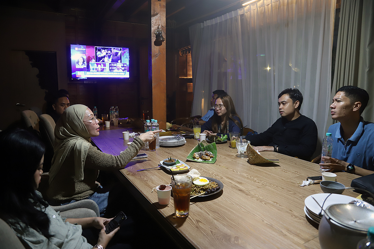 Anggota Komisi III DPR RI Fraksi NasDem, Lola Nelria silaturahmi bersama jurnalis buka puasa bersama. (BeritaNasional/Elvis Sendouw)