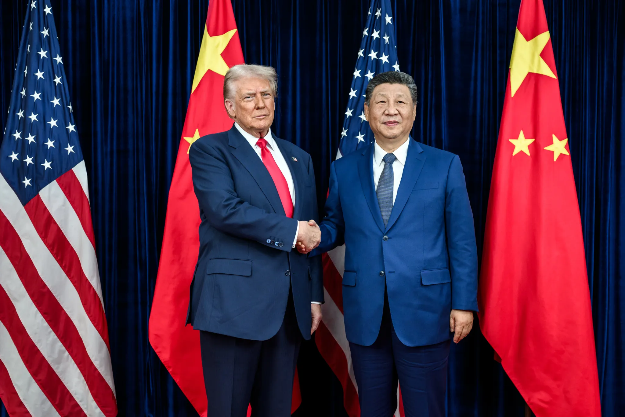 Presiden AS Donald Trump (kiri) bersama Presiden China Xi Jinping. (Foto/Dokumentasi White House)