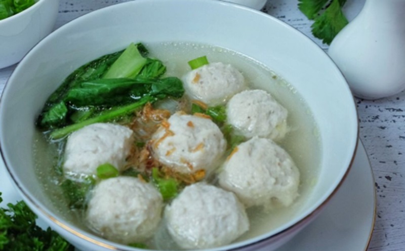 Bakso sebagai alternatif saat bosan opor ayam (Foto/Pixabay)