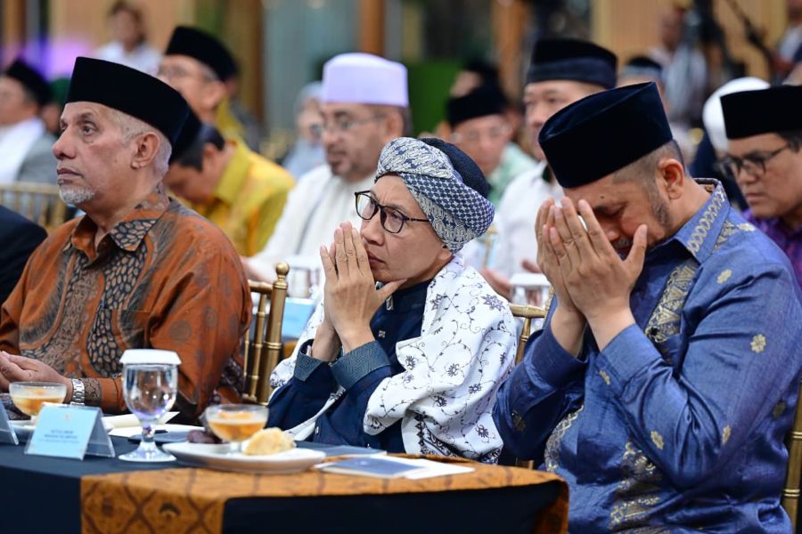 Buya Yahya dalam acara buka puasa bersama ulama dan tokoh masyarakat di Istana Negara, (Foto: Muchlis Jr - Biro Pers Sekretariat Presiden)