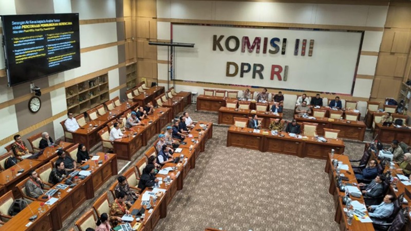 Komisi III DPR mendengarkan soal kasus Andrie Yunus  (Beritanasional/Ahda)