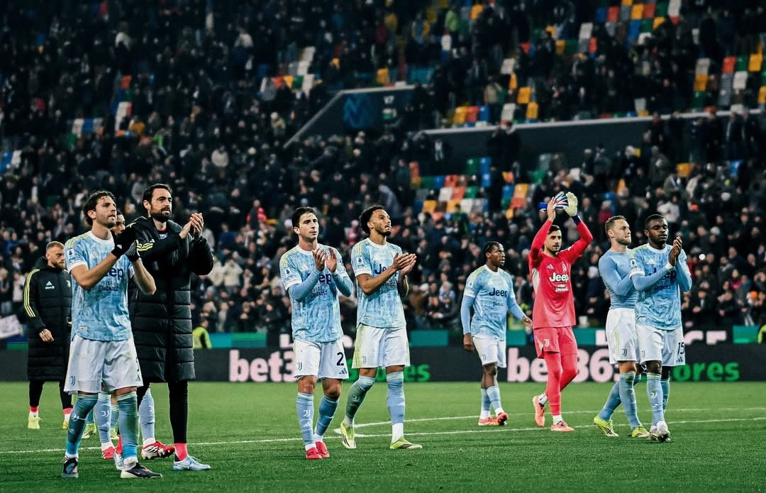Para penggawa Juventus berselebrasi merayakan gol ke gawang Napoli dalam pertandingan lanjutan Serie A Italia. (Foto/Instagram Juve)