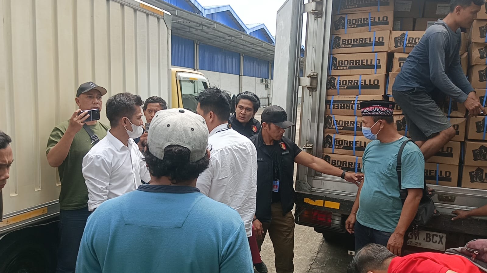 Polisi Gagalkan Peredaran Daging Beku Impor Kadaluarsa. (Foto/Bareskrim Polri)