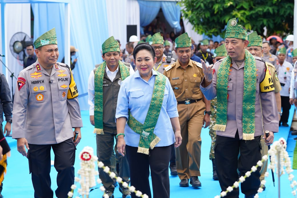 Kapolri Resmikan Jembatan Merah Putih Presisi di Riau, Perkuat Akses Pendidikan dan Ekonomi Masyarakat. (Foto/istimewa)