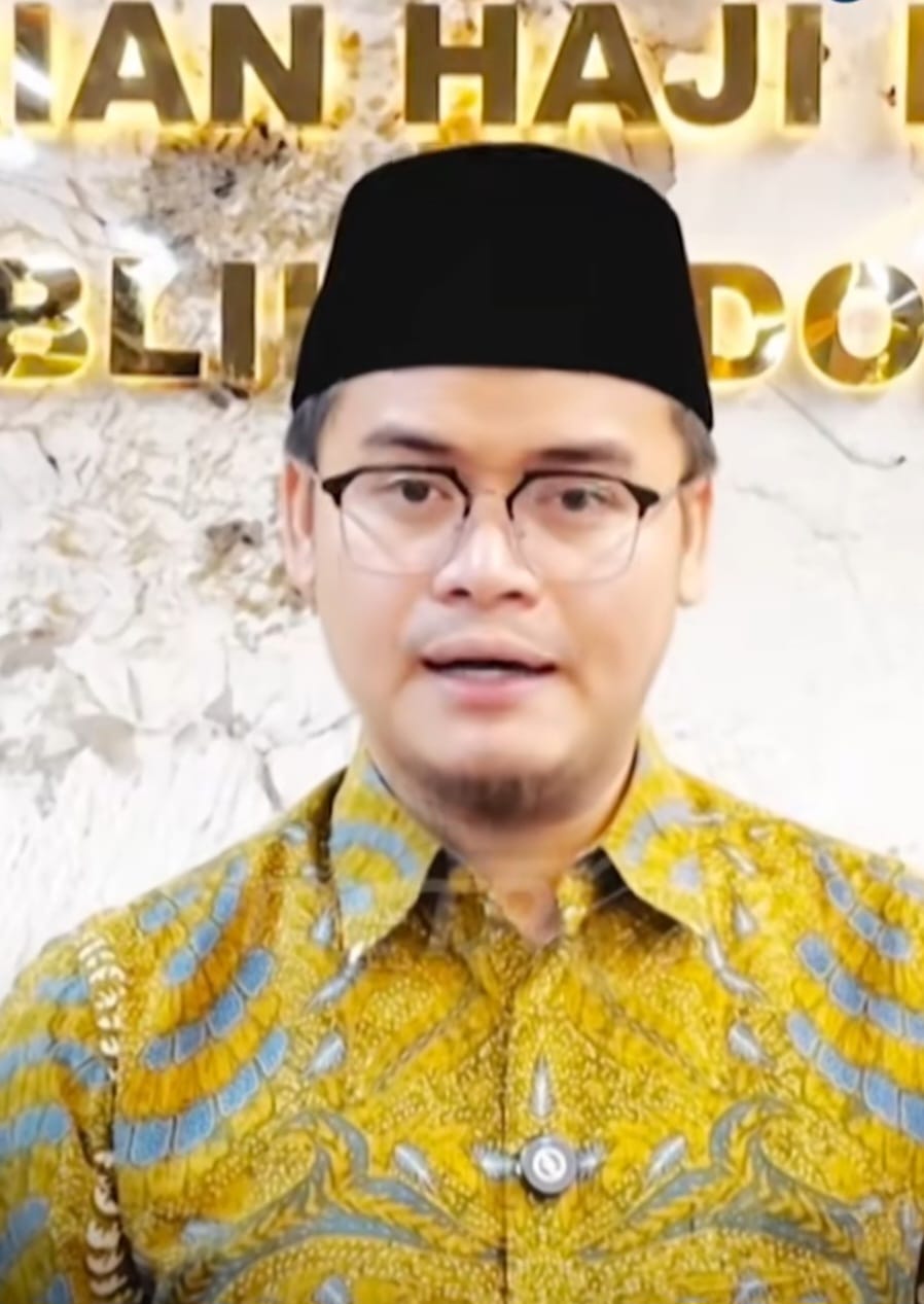 Juru Bicara Kemenhaj Ichsan Marsha memberikan penjelasan tentang jemaah umrah. (BeritaNasional/tangkapan layar)
