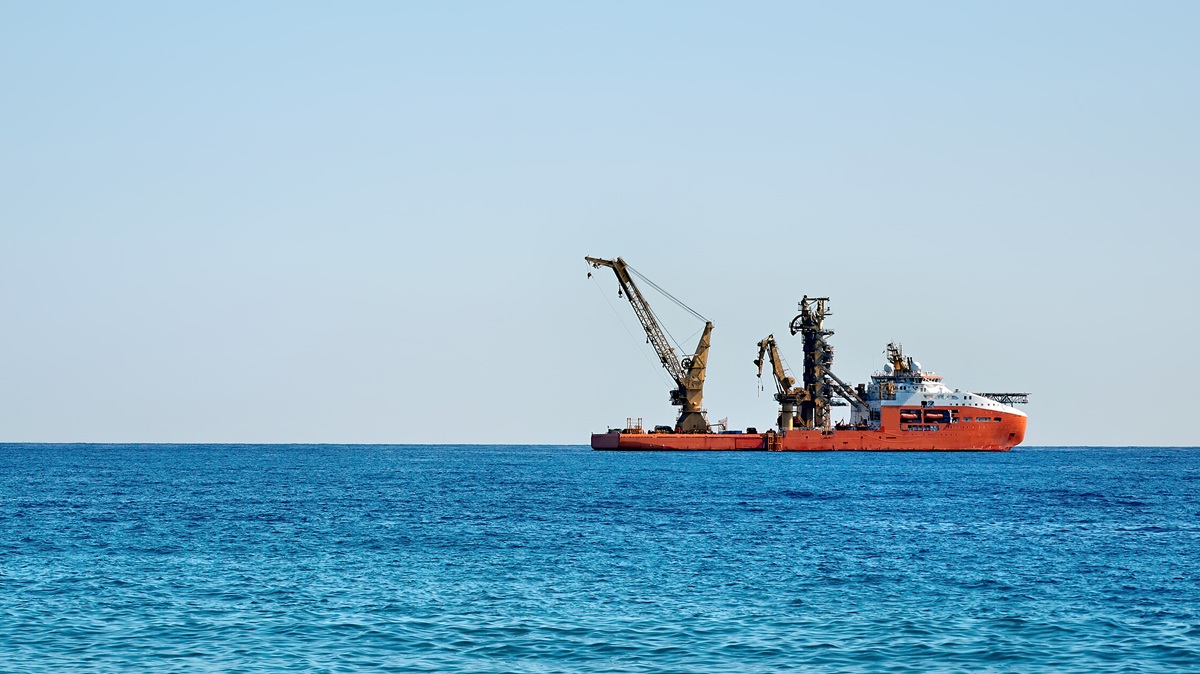 Ilustrasi kapal di Selat Hormuz (Foto/Freepik)