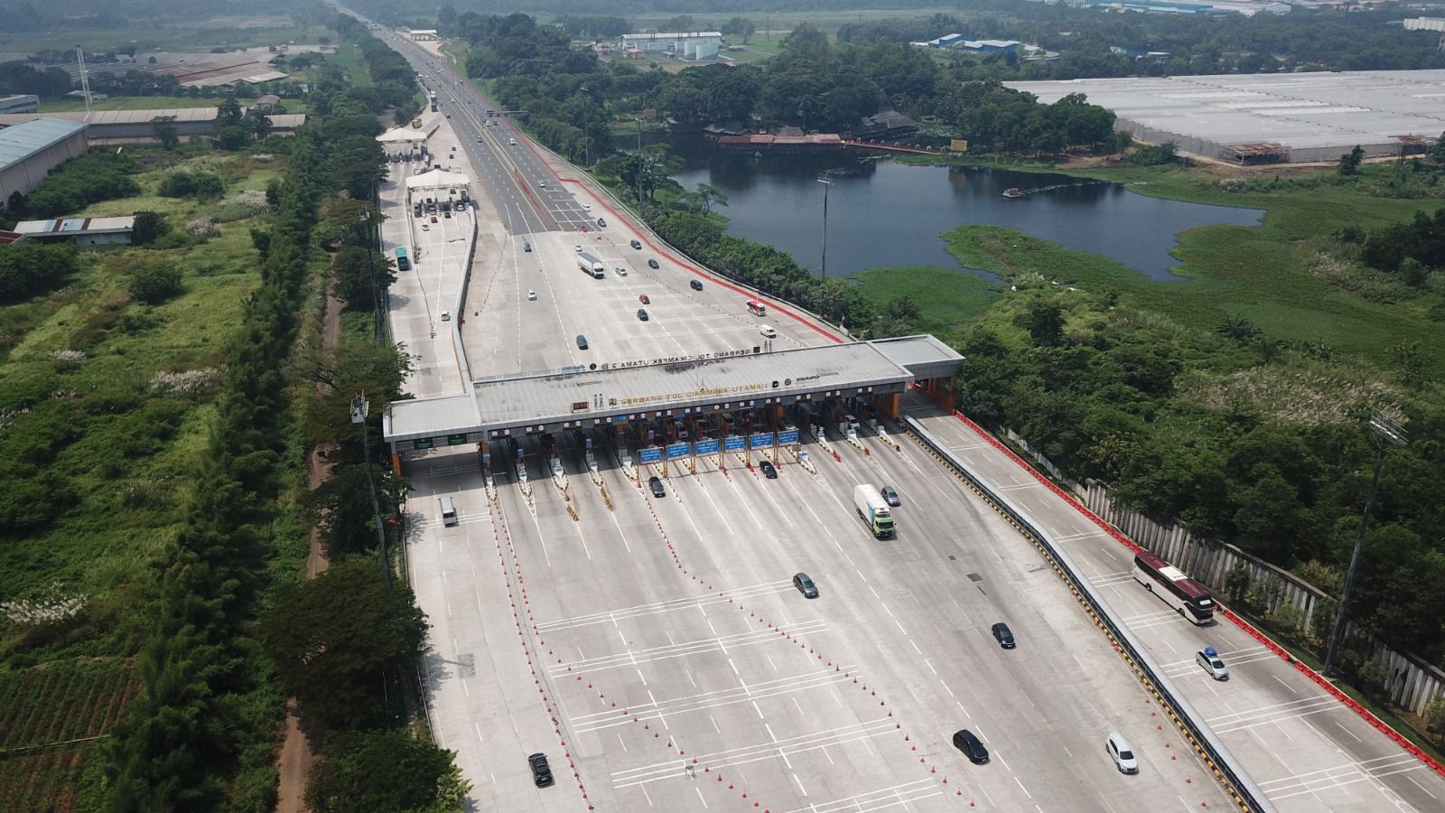 Rekayasa contraflow arah Jakarta KM 70-74 dihentikan. (BeritaNasional/Jasa Marga)