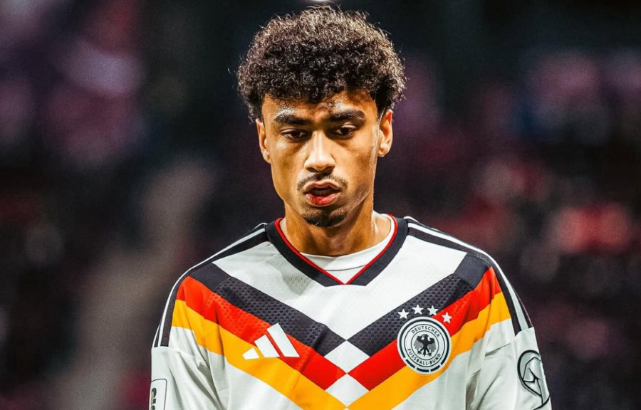 Bek Eintracht Frankfurt, Nathaniel Brown. (Foto/X)